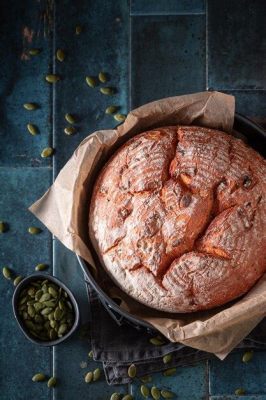  Pão de Abóbora Assado e Dourado: Uma Sinfonia de Sabores Quentes Embalada por uma Casca Crocante?