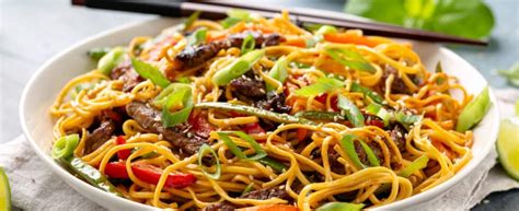  Tangbao de Carne Suína e Vegetais: Uma Sinfonia Explosiva de Sabores Chineses em Cada Mordida?